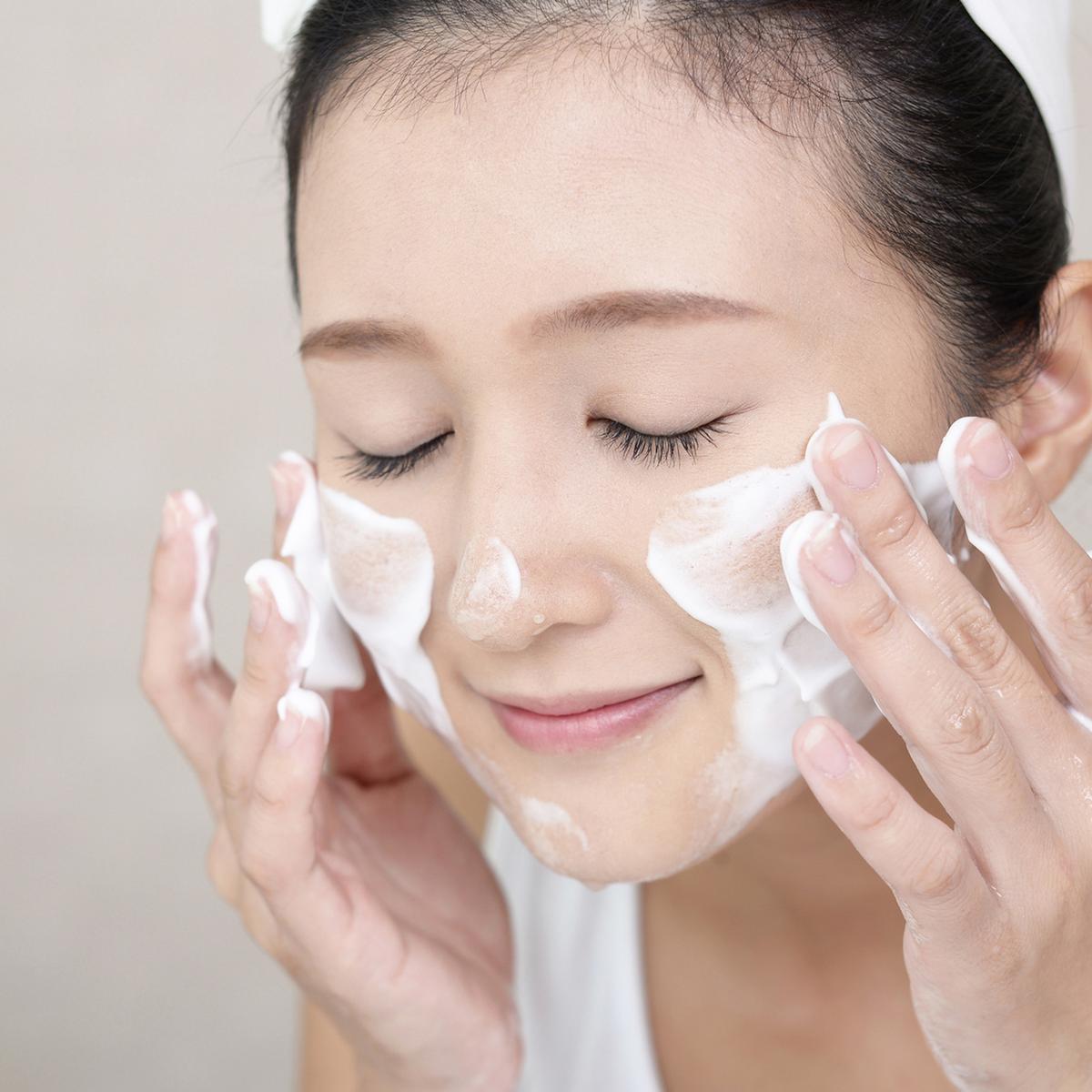 5 Kesalahan yang Sering Dilakukan Saat Mencuci Muka
